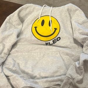 Fleo smiley hoodie- size medium